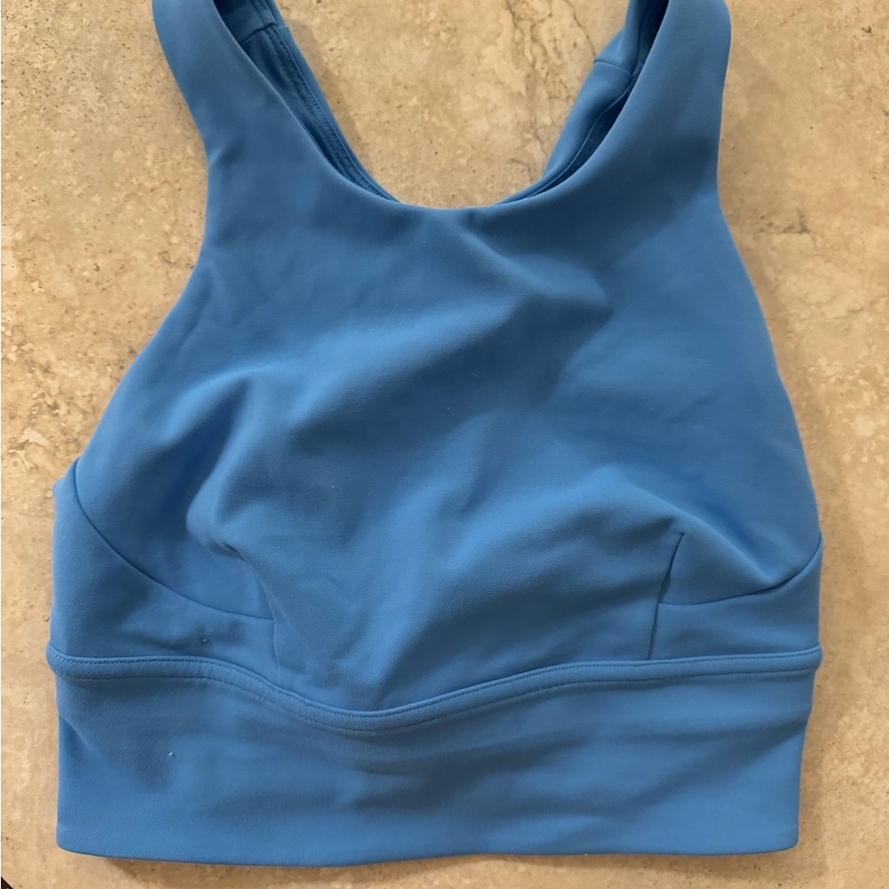 Lululemon size 2 high neck bra, worn once, great condition